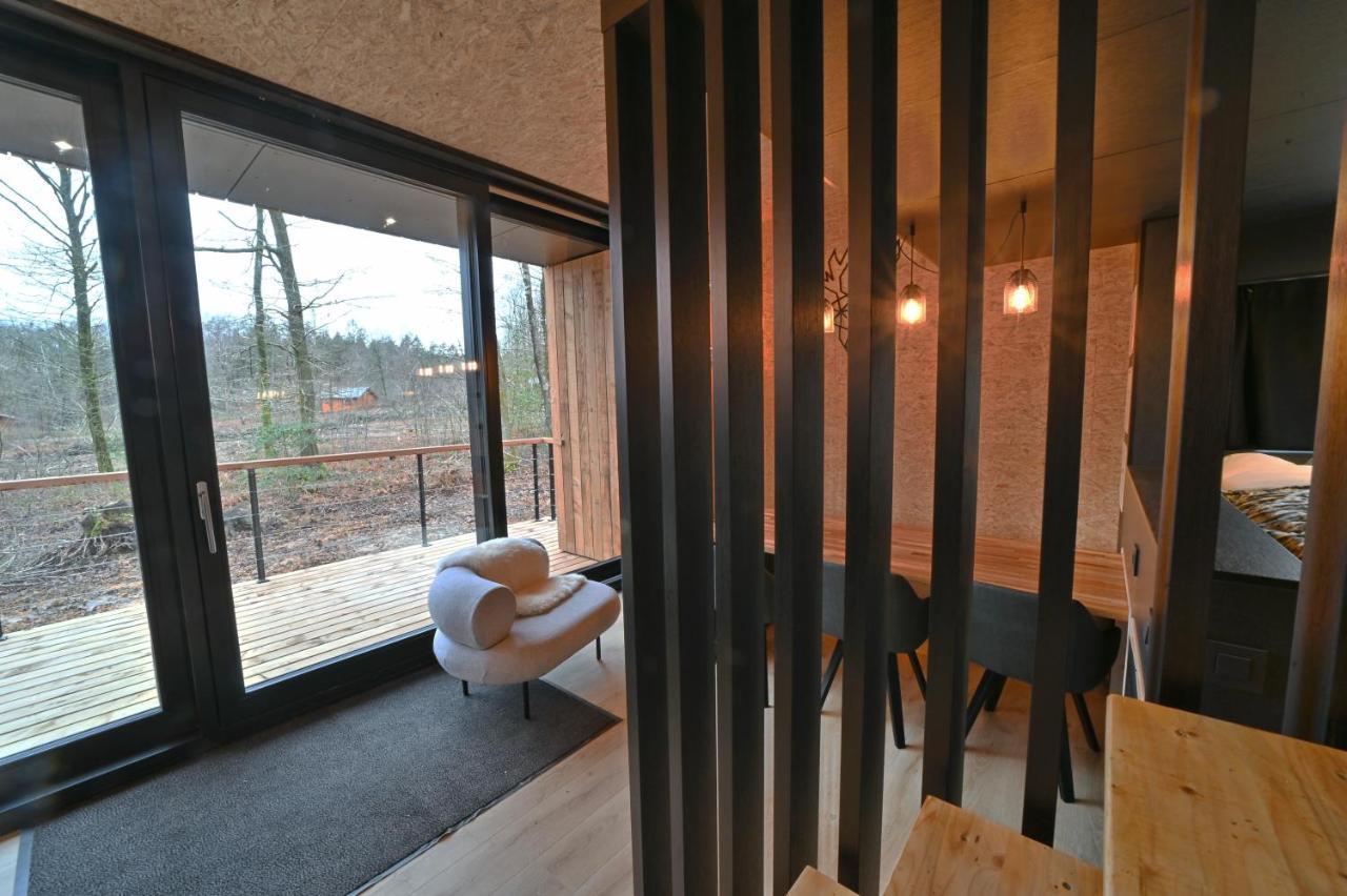 Forest Cube Oignies ภายนอก รูปภาพ